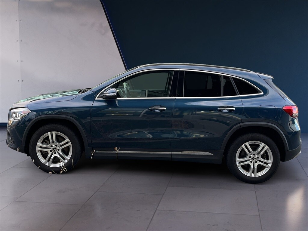 2023 Mercedes Benz GLA 250 4MATIC photo 2