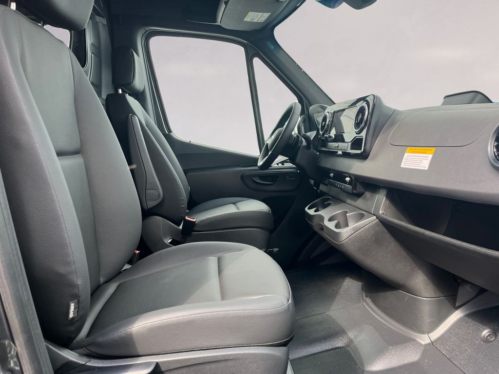 2025 Mercedes-Benz Sprinter Cargo Van Base - Photo 9