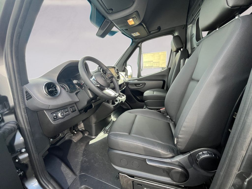 2025 Mercedes-Benz Sprinter Cargo Van Base - Photo 6