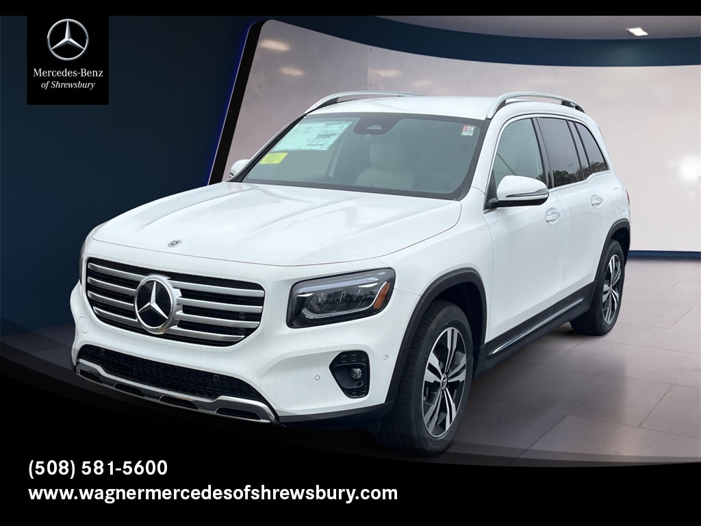 2025 Mercedes-Benz GLB Base's photo