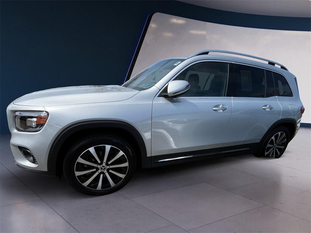 Certified 2022 Mercedes-Benz GLB Base with VIN W1N4M4HB2NW193297 for sale in Shrewsbury, MA