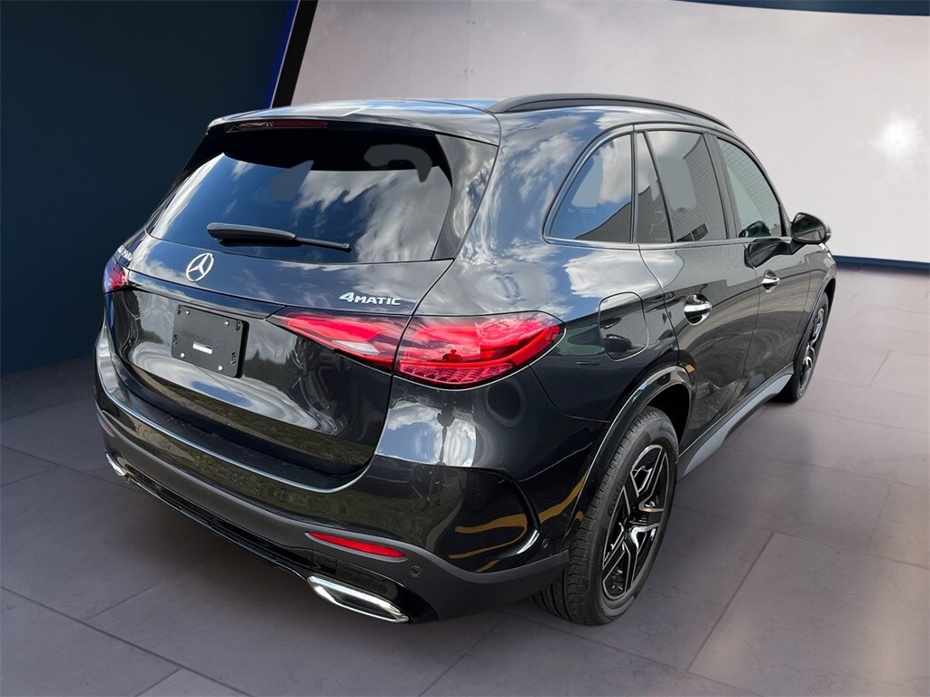 2026 Mercedes Benz GLC 350e 4MATIC photo 3