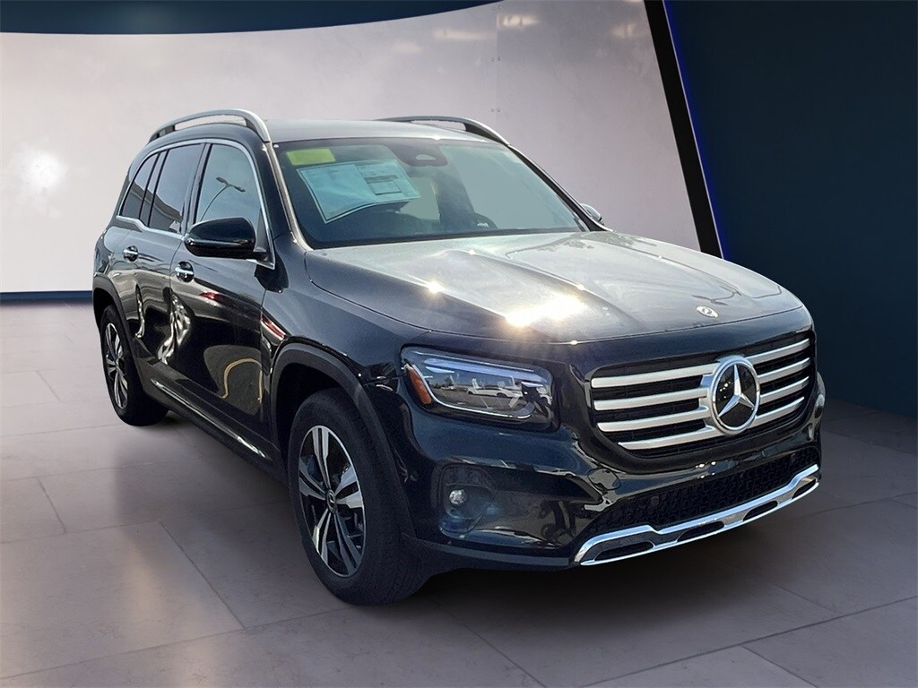 2025 Mercedes Benz GLB 250 4MATIC photo 3