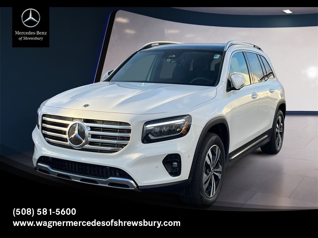 2026 Mercedes-Benz GLB GLB 250's photo