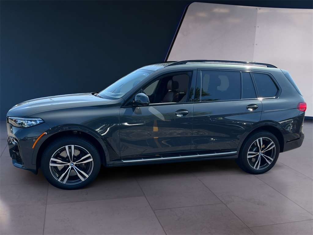 Used 2022 BMW X7 40i with VIN 5UXCW2C03N9L52610 for sale in Shrewsbury, MA