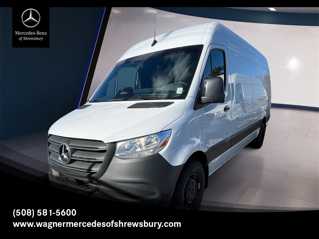 2026 Mercedes-Benz Sprinter Cargo Van Base's photo