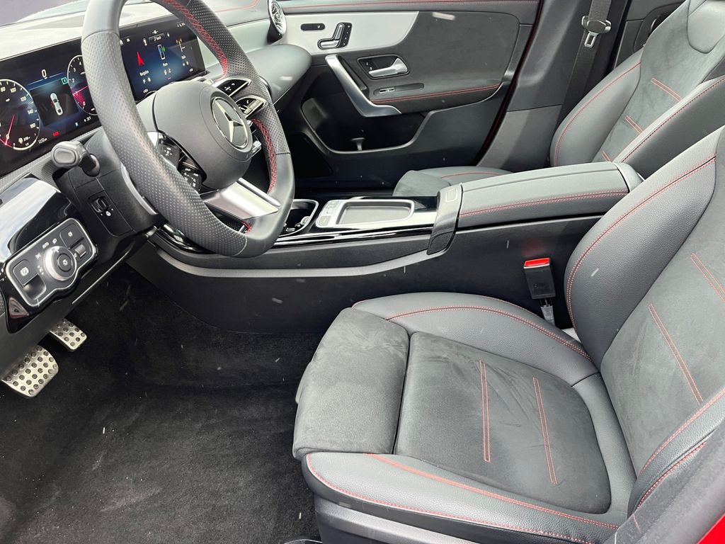 2025 Mercedes-Benz CLA CLA 250 - Photo 9