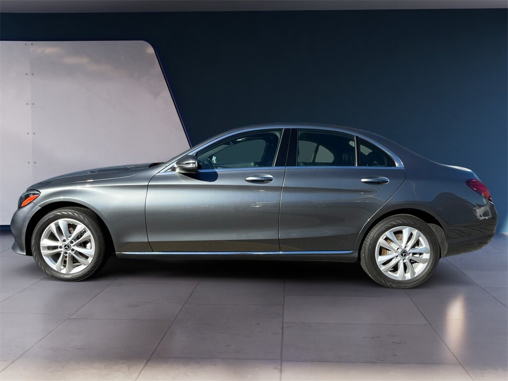 2021 Mercedes Benz C photo 2