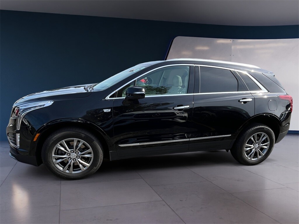 2023 Cadillac XT5 Premium Luxury photo 2