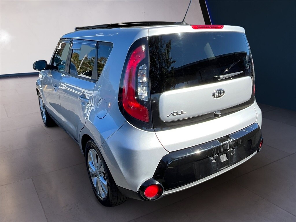 2016 Kia Soul Plus photo 2
