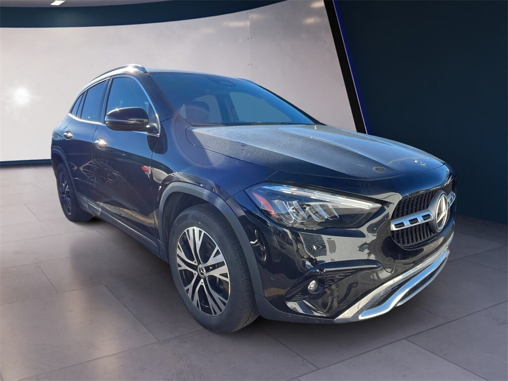 2025 Mercedes Benz GLA 250 4MATIC photo 4