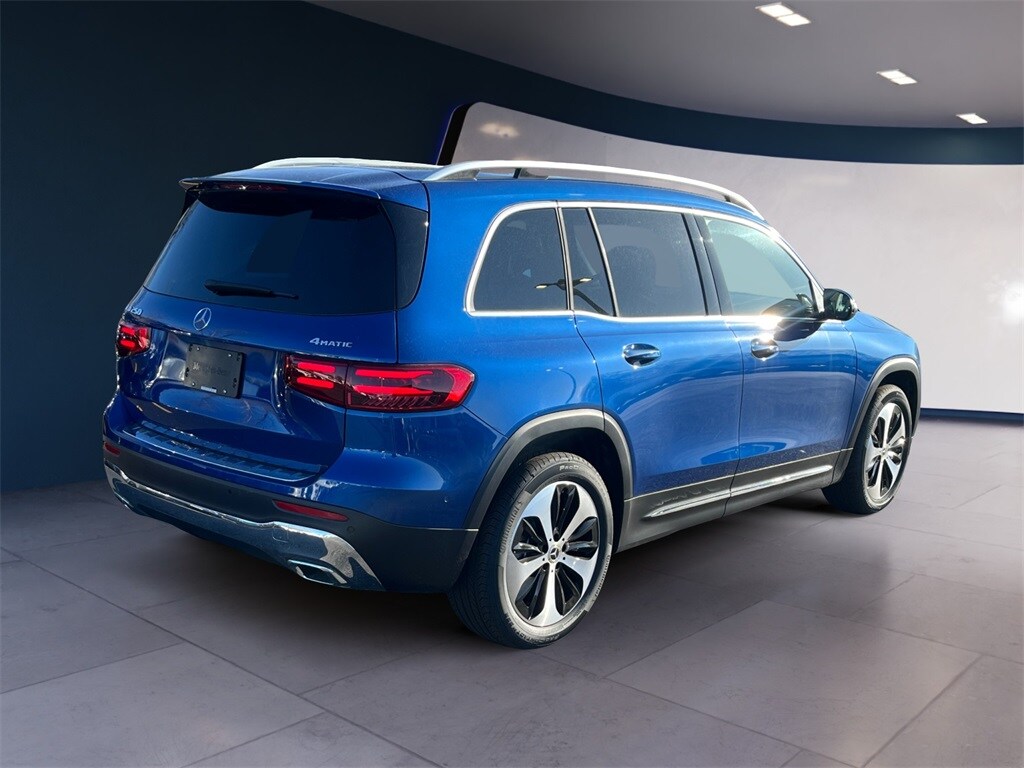 2025 Mercedes Benz GLB 250 4MATIC photo 3
