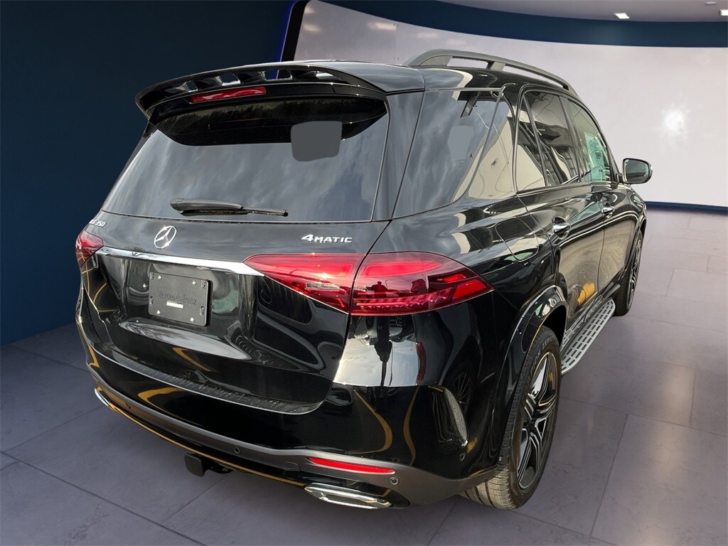 2025 Mercedes Benz GLE 350 4MATIC photo 3