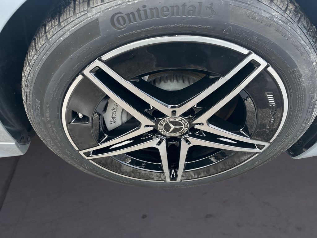 2025 Mercedes-Benz C-Class Sedan C 300 - Photo 14