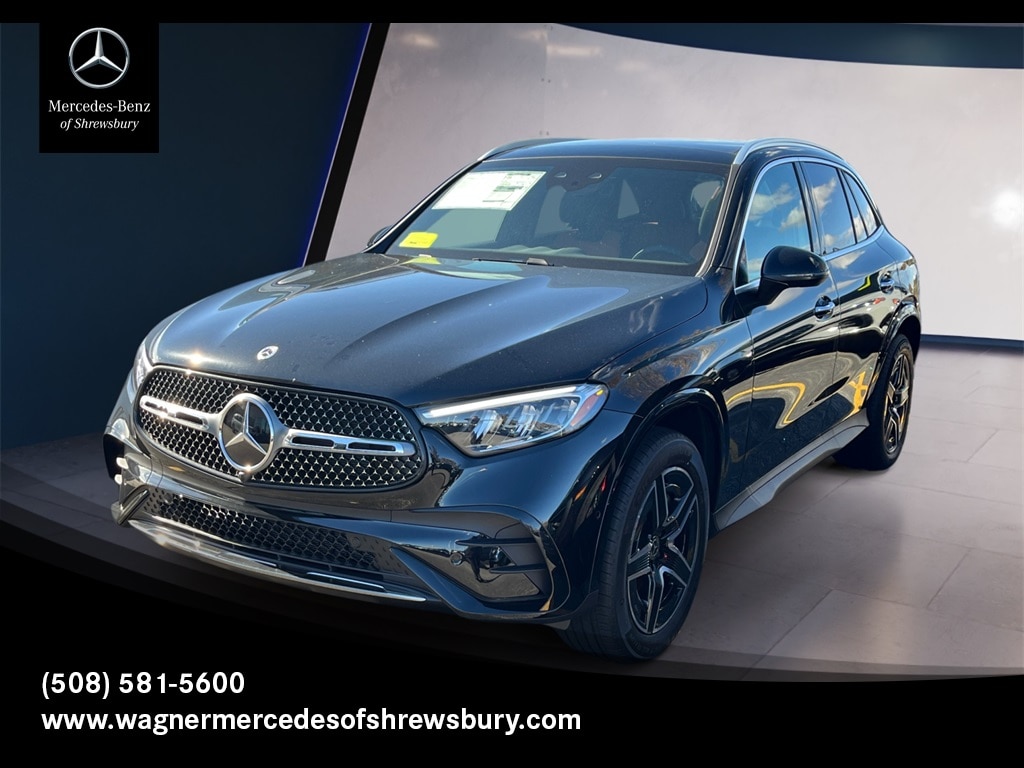 2025 Mercedes-Benz GLC Base's photo