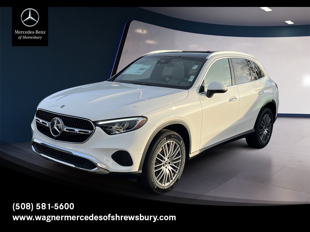 2026 Mercedes-Benz GLC Base's photo