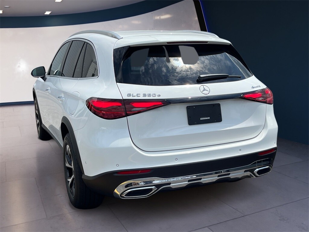 2025 Mercedes Benz GLC 350e 4MATIC photo 3