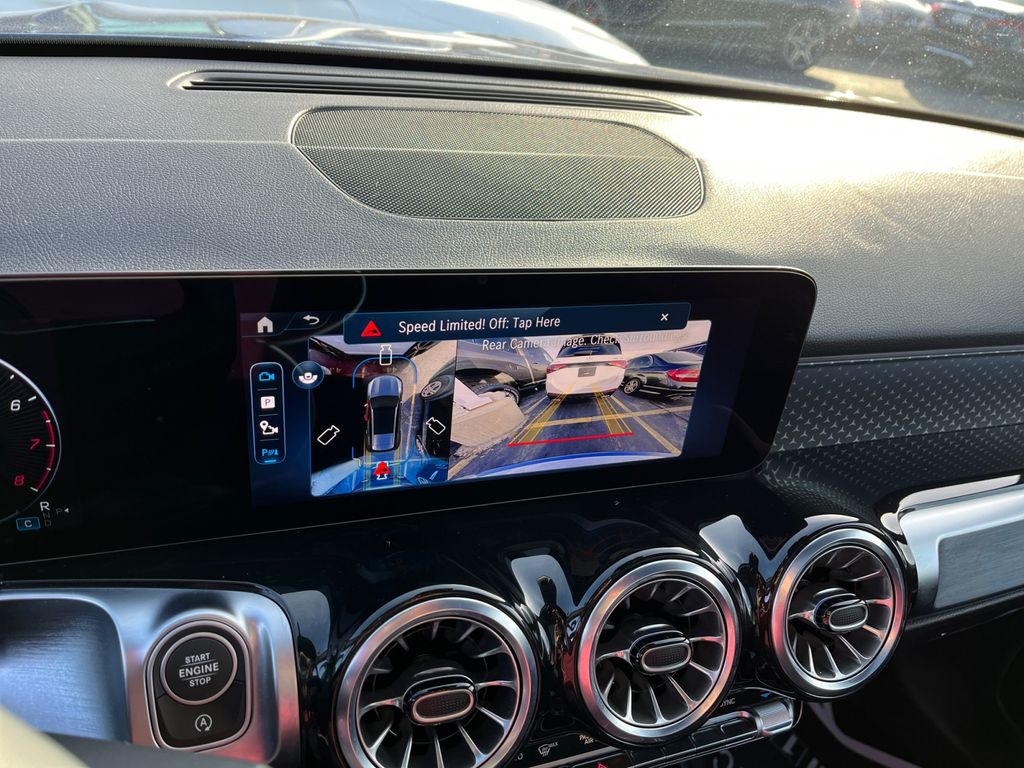 2025 Mercedes-Benz GLB Base - Photo 24