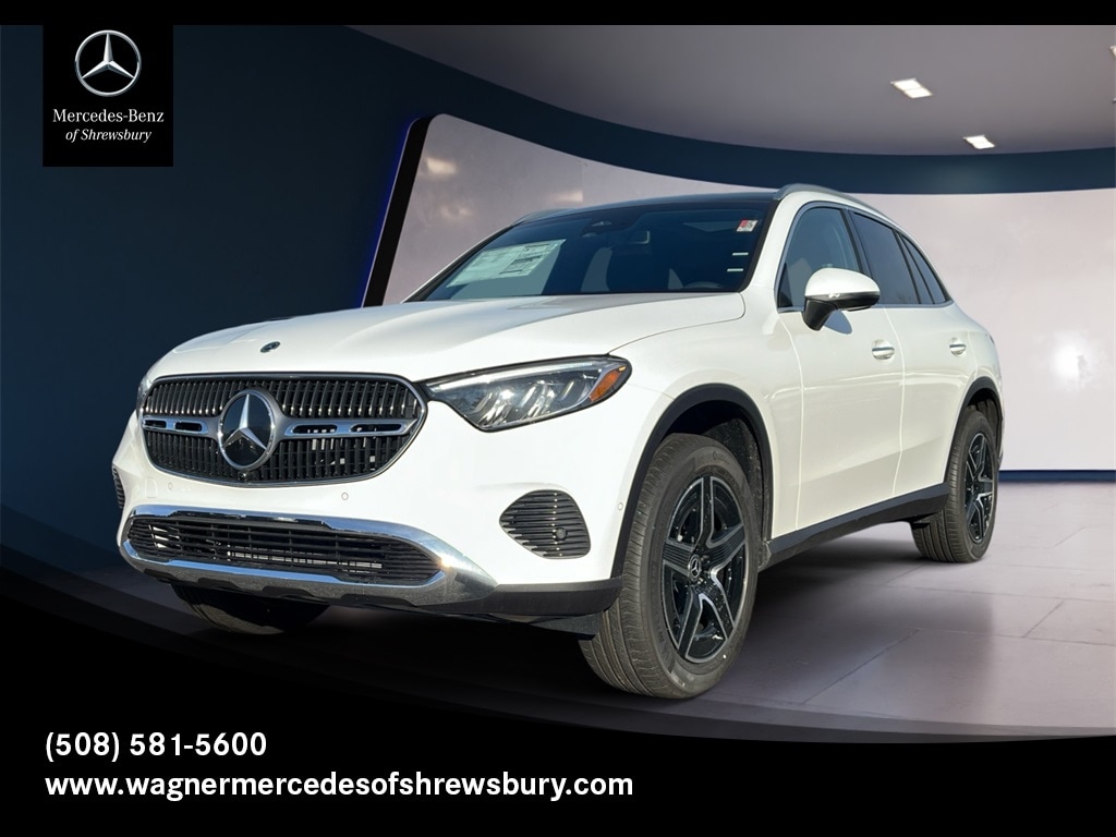 2026 Mercedes-Benz GLC Base's photo