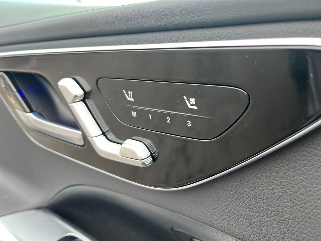 2025 Mercedes-Benz C-Class Sedan C 300 - Photo 21