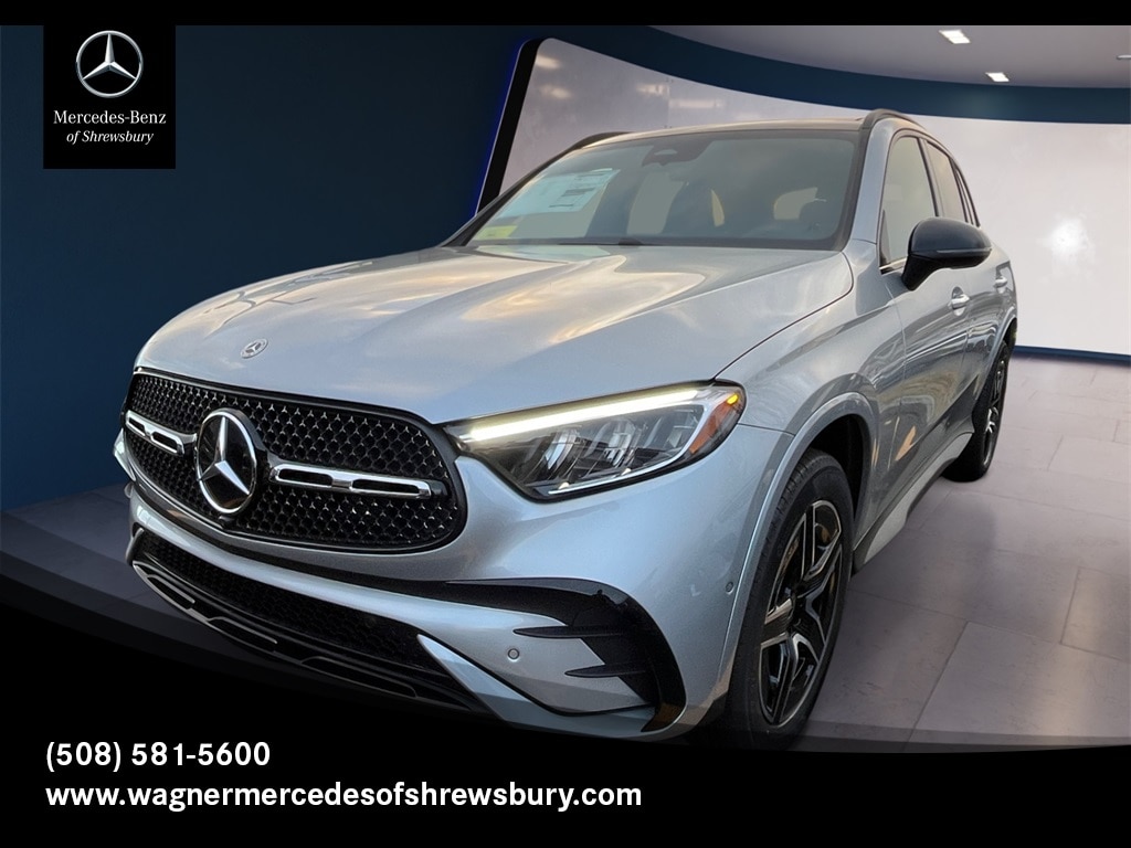 2026 Mercedes-Benz GLC Base's photo