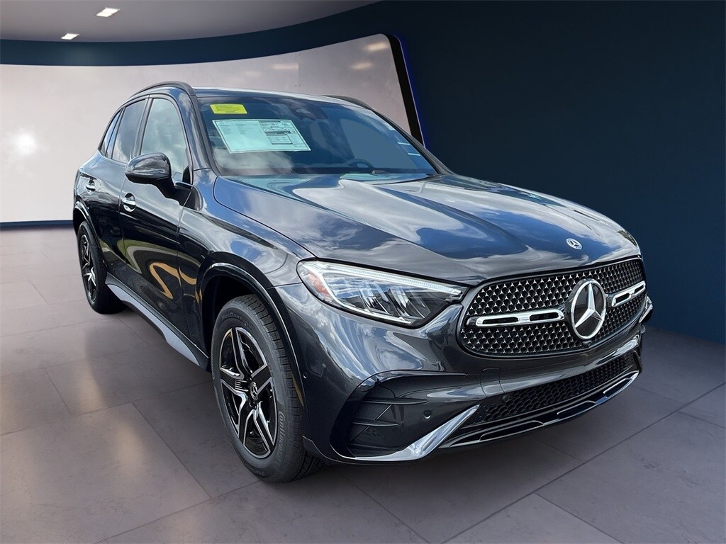 2026 Mercedes Benz GLC 350e 4MATIC photo 4