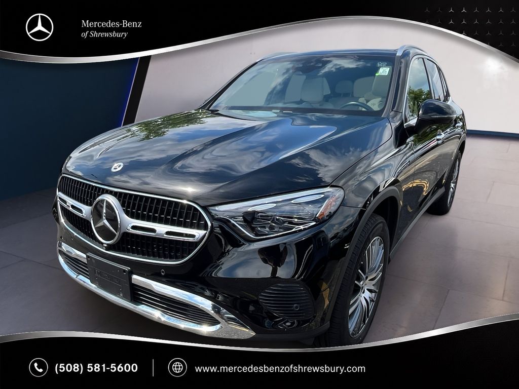 2023 Mercedes-Benz GLC