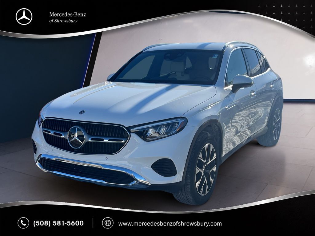 2025 Mercedes-Benz GLC