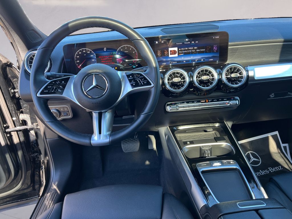 2025 Mercedes-Benz GLB Base - Photo 10