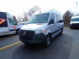 2024 Mercedes-Benz Sprinter 2500 Passenger 144 WB Minivan/Van