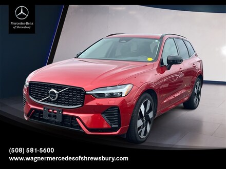2024 Volvo XC60 Recharge Plug-In Hybrid Ultimate SUV