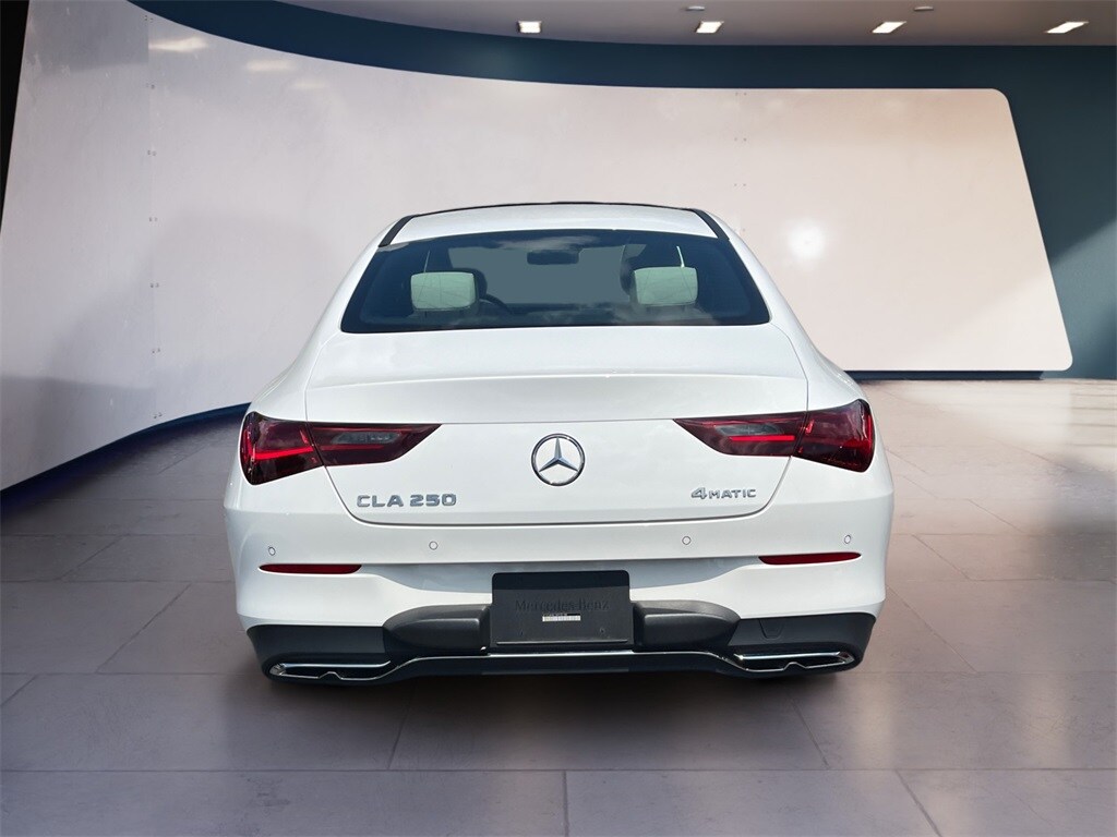 2025 Mercedes Benz CLA 250 4MATIC photo 4