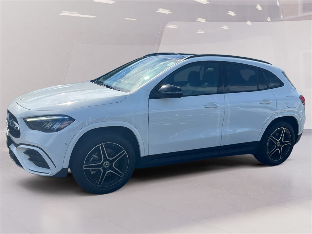 2025 Mercedes Benz GLA 250 4MATIC photo 2