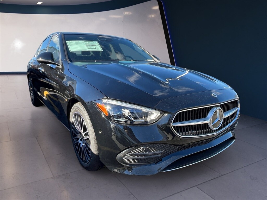 2026 Mercedes Benz C 300 4MATIC photo 4