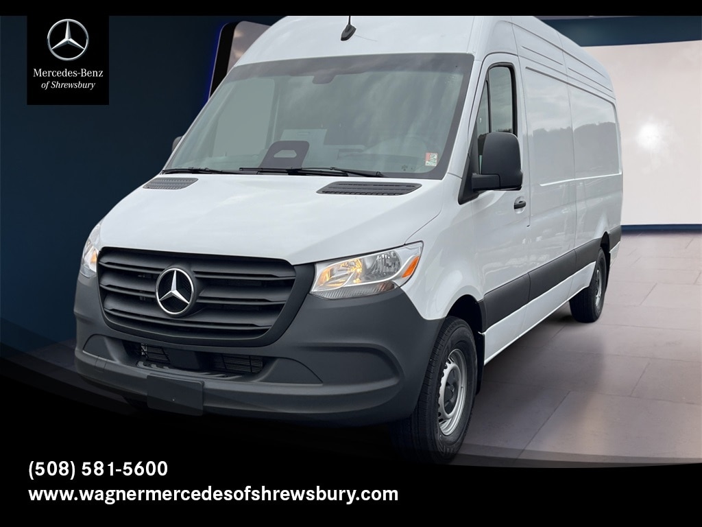 2026 Mercedes-Benz Sprinter Cargo Van Base's photo