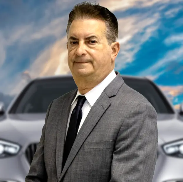 Staff member Arthur Gordon from ID_0af1677b1a21