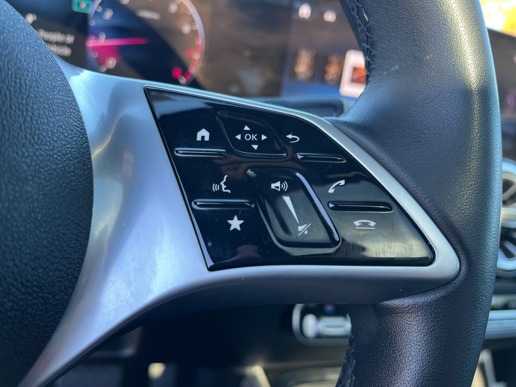 2025 Mercedes-Benz GLB Base - Photo 23