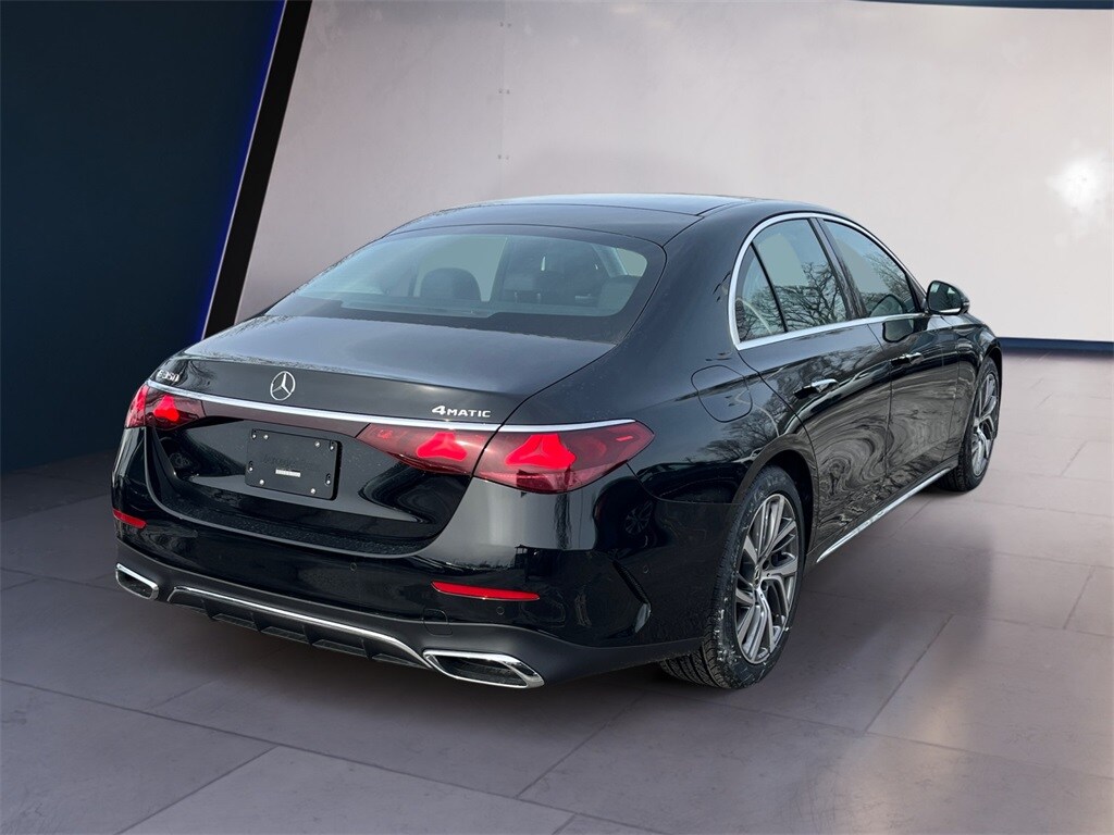 2025 Mercedes Benz E 350 4MATIC photo 3