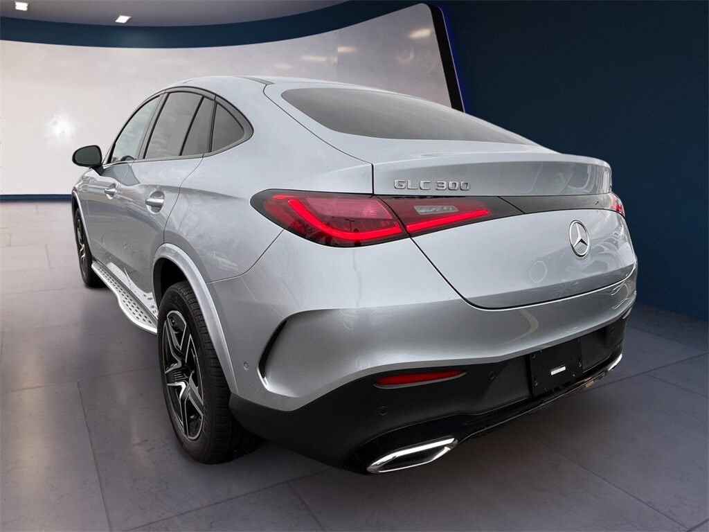 2025 Mercedes Benz GLC 300 4MATIC Coupe photo 3