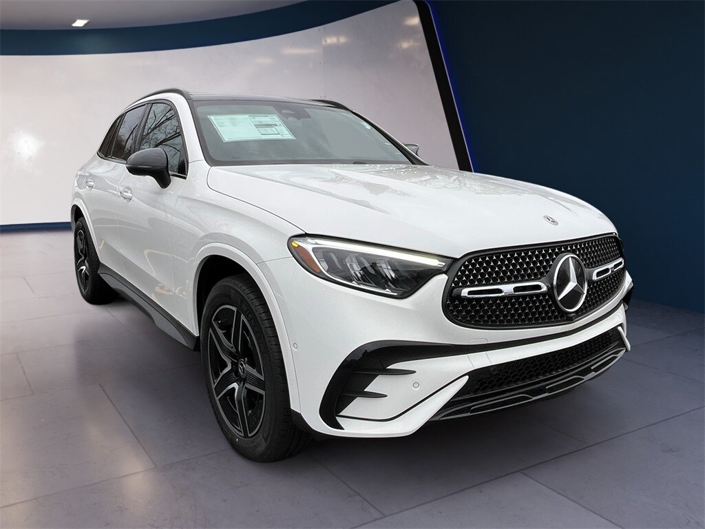2026 Mercedes Benz GLC 300 4MATIC photo 4