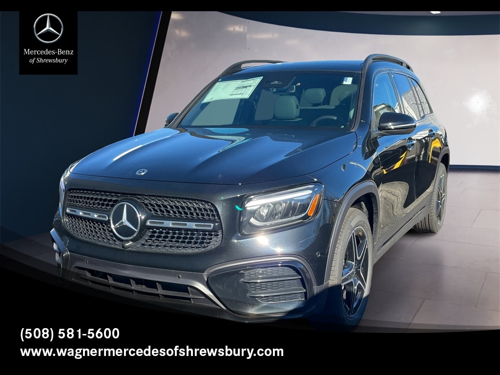 2026 Mercedes-Benz GLB GLB 250's photo