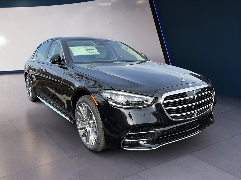 2026 Mercedes Benz S 580 4MATIC photo 3