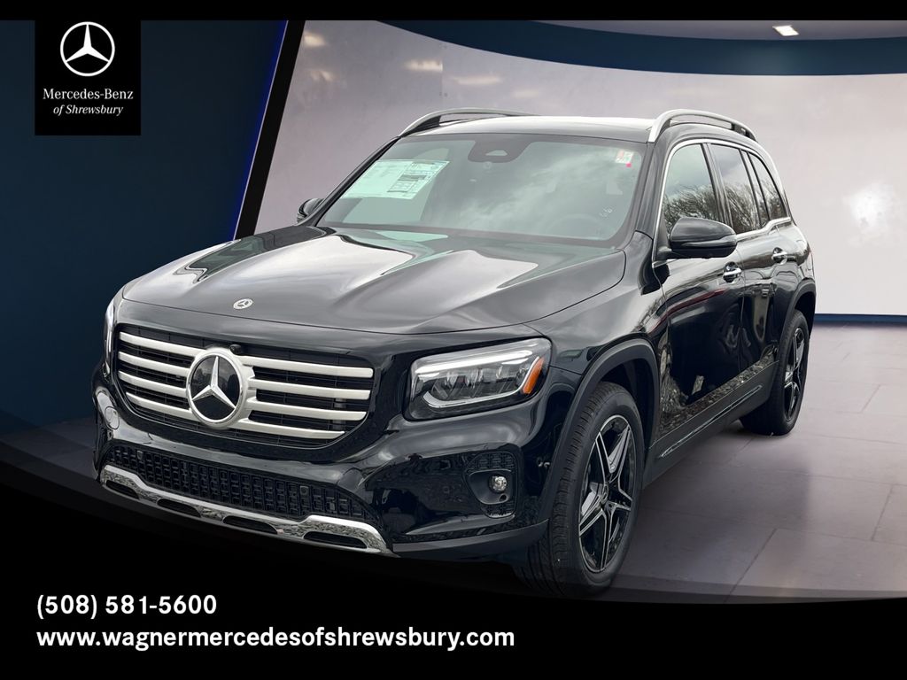 2026 Mercedes-Benz GLB GLB 250 4MATIC's photo