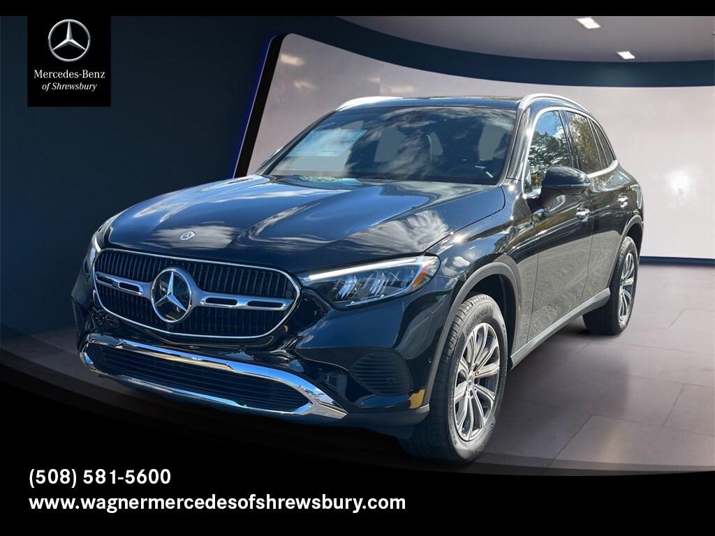 2026 Mercedes-Benz GLC Base's photo