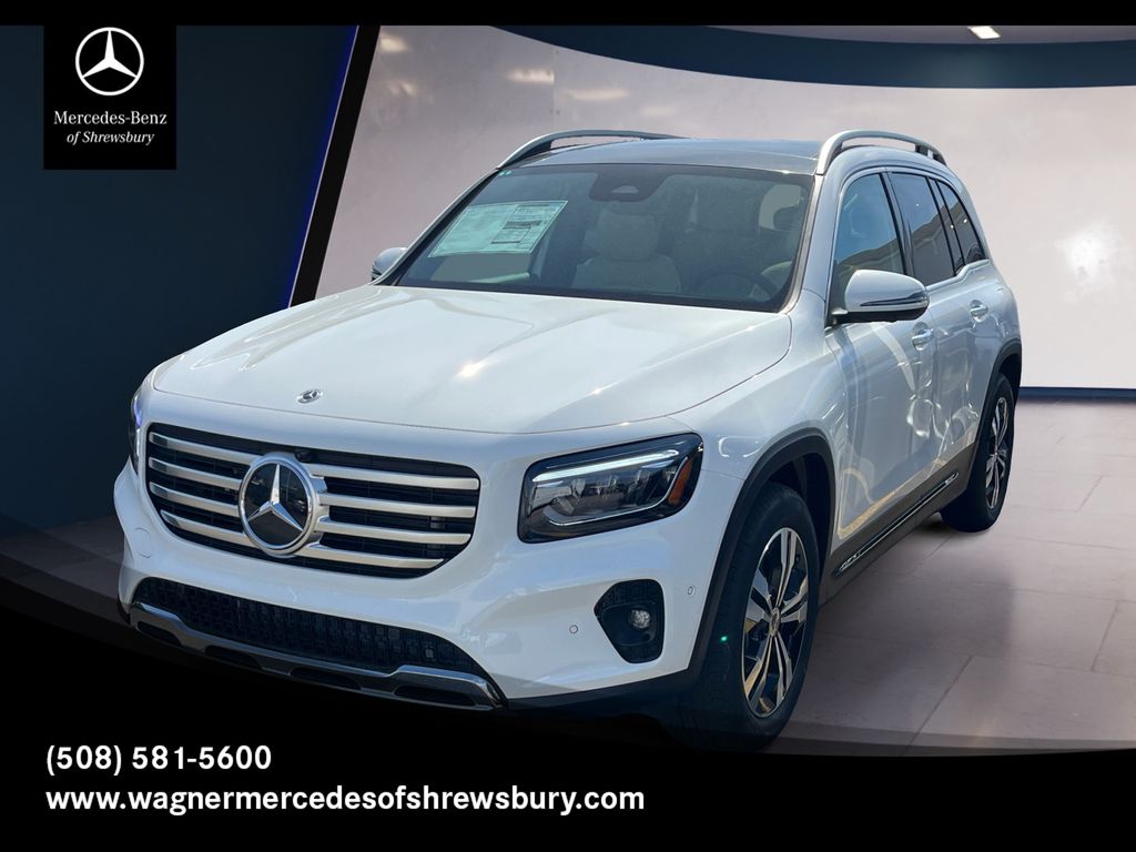 2026 Mercedes-Benz GLB GLB 250 4MATIC's photo