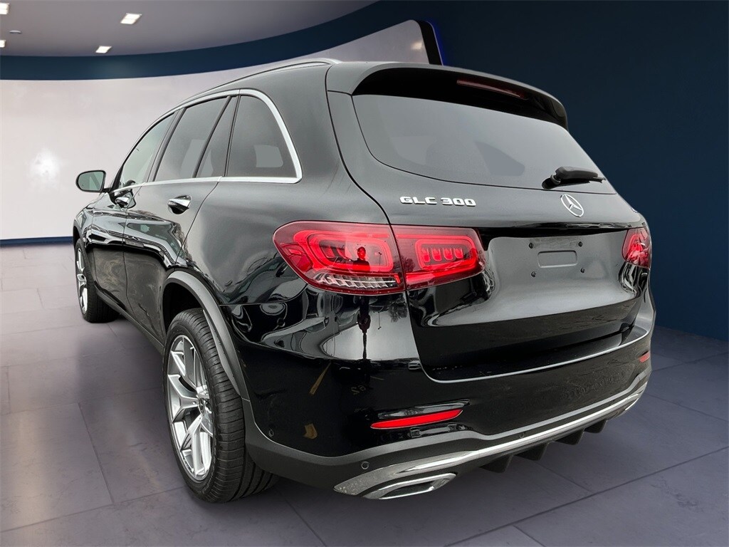 2022 Mercedes Benz GLC 300 4MATIC photo 2
