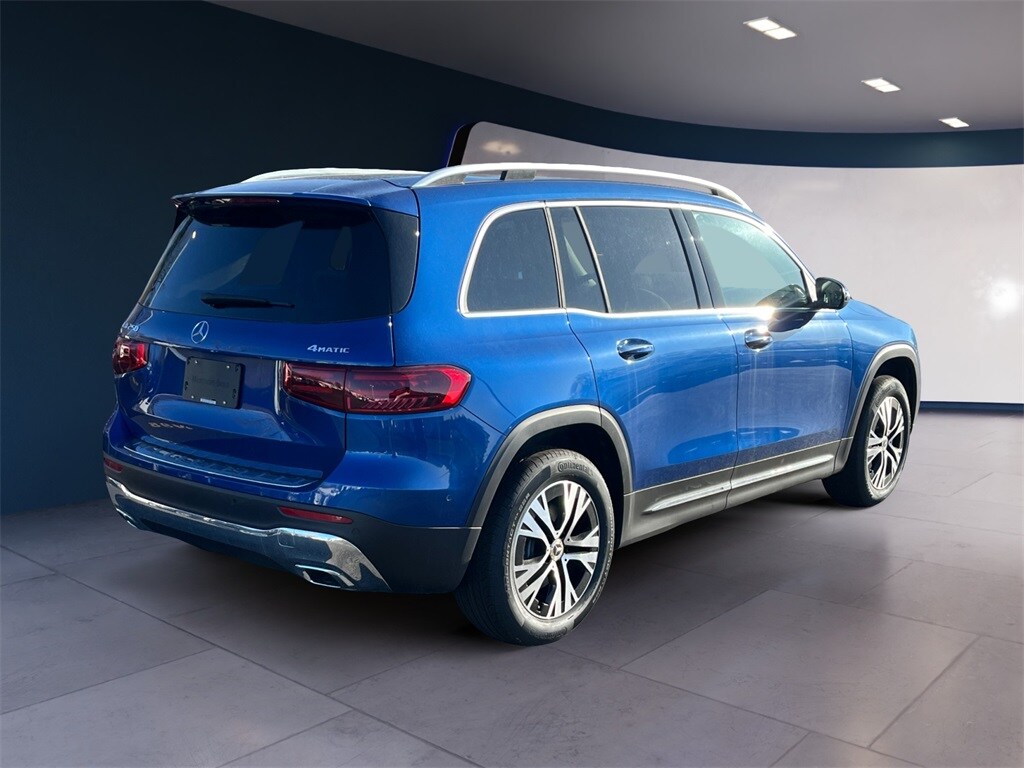 2025 Mercedes Benz GLB 250 4MATIC photo 3