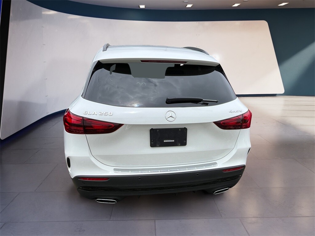 2025 Mercedes Benz GLA 250 4MATIC photo 4