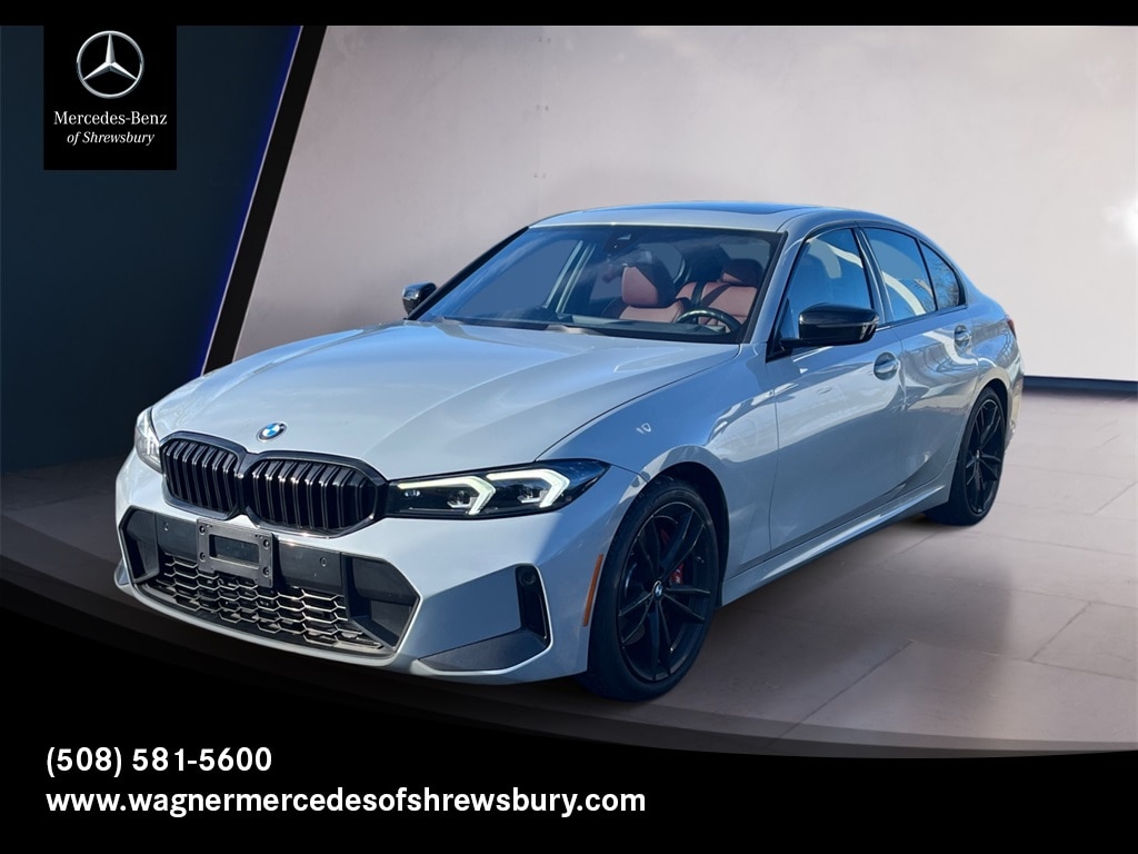 2023 BMW 3 Series 330i's photo