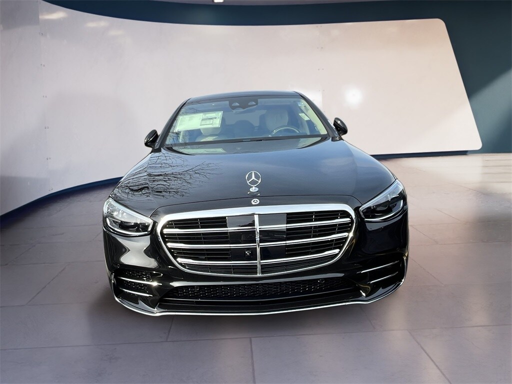 2026 Mercedes Benz S 580 4MATIC photo 4